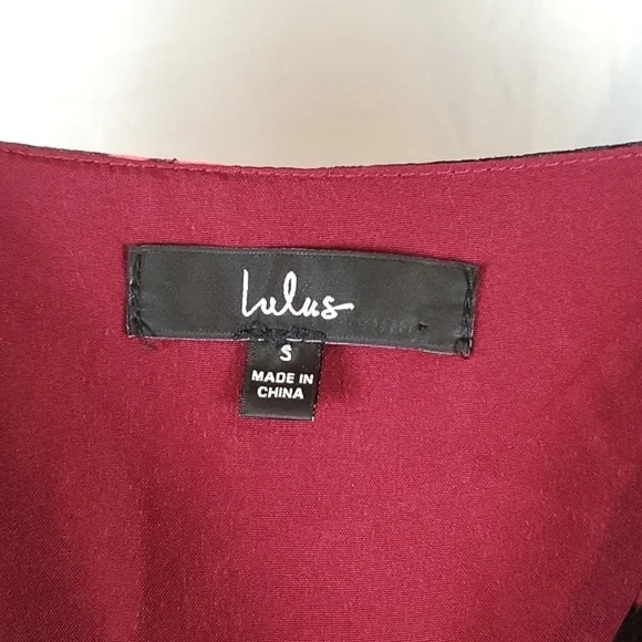 NWT Lulus‎ Winning Your Heart Burgundy Floral Lurex Wrap Midi Dress - Picture 5 of 9